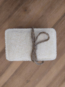 The Odd Pod biodegradable loofah sponge is made from 100% plant loofah and 100% cellulose.  A natural alternative to kitchen sponges.